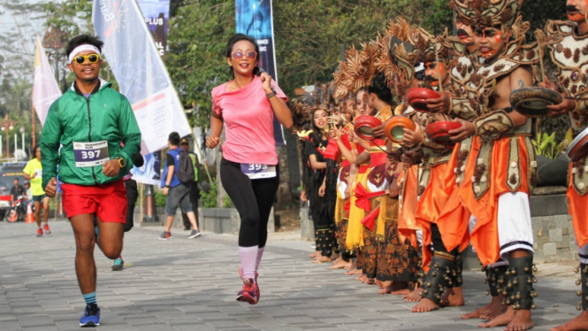 Friendship Run Borobudur Marathon 2018