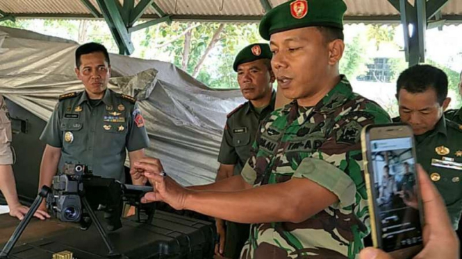 Poltekad Kodiklatad juga memperkenalkan sejumlah alutsista prajurit