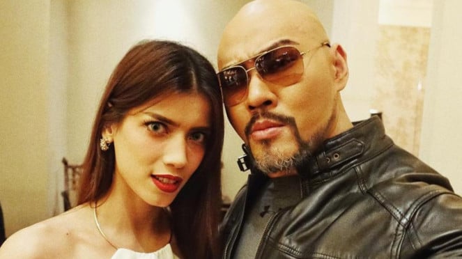 Sabrina Chainisa y Dedy Carbuzier