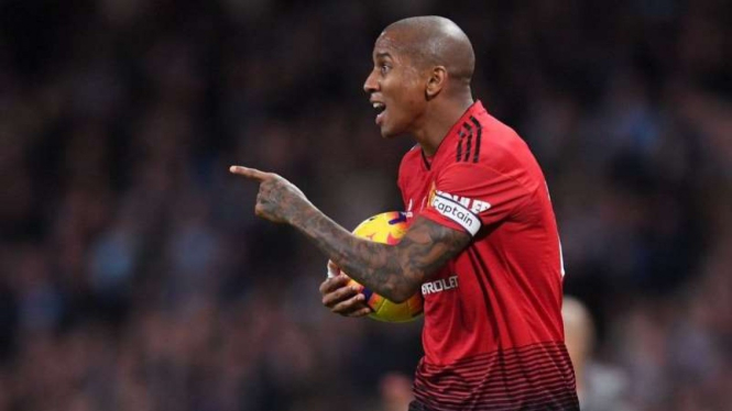 Pemain Manchester United, Ashley Young