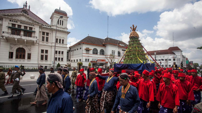  Grebeg Maulud Keraton Yogyakarta