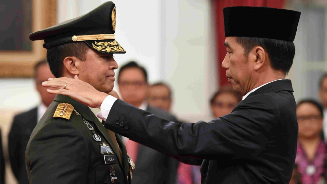 Presiden Jokowi lantik Andika Perkasa Jadi KSAD