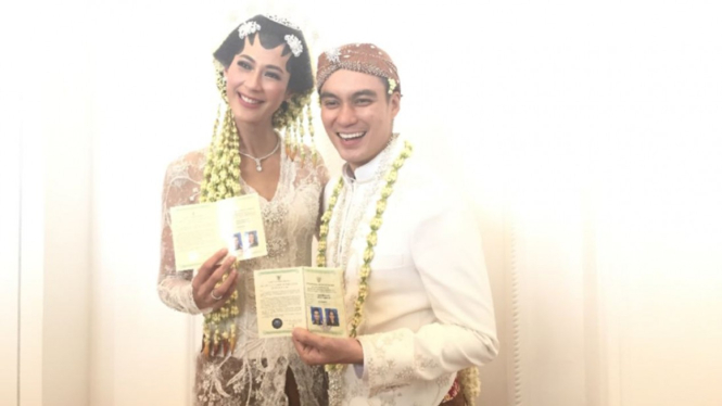 Paula Verhoeven dan Baim Wong resmi menikah