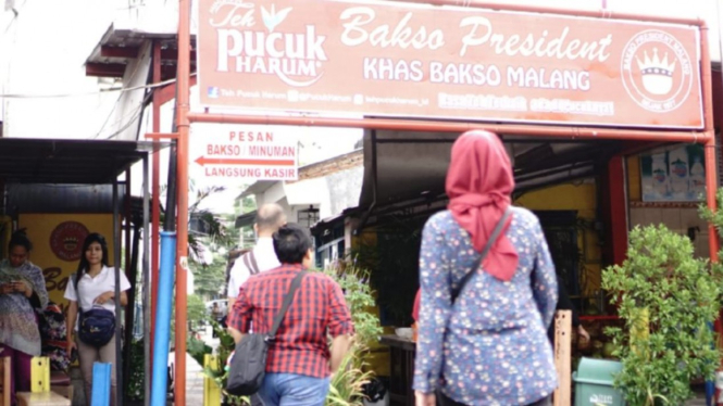 Kedai Bakso President di Malang 