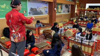 Murid SD di Seoul Ketagihan Main Gamelan