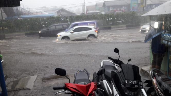Banjir di Kebon Nanas Tangerang