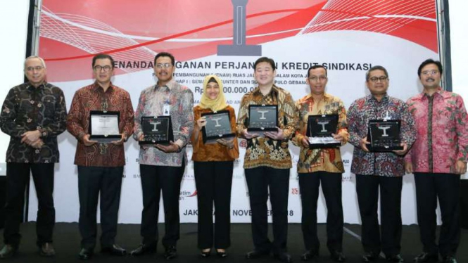 Perjanjian kredit sindikasi PT Jakarta Tollroad Development (JTD).
