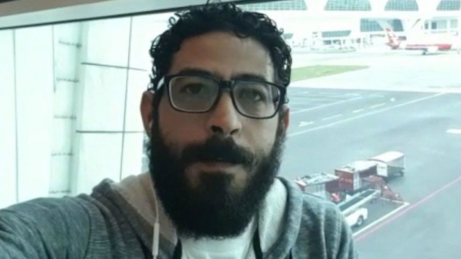 Hassan al-Kontar mendokumentasikan perjuangannya dari Bandara Internasional Kuala Lumpur. - BBC