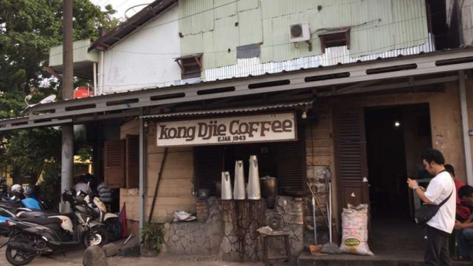 kedai kopi tertua di Belitung