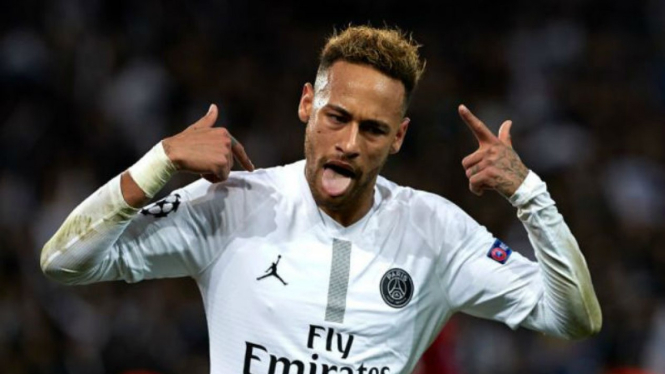 Striker Paris Saint-Germain, Neymar