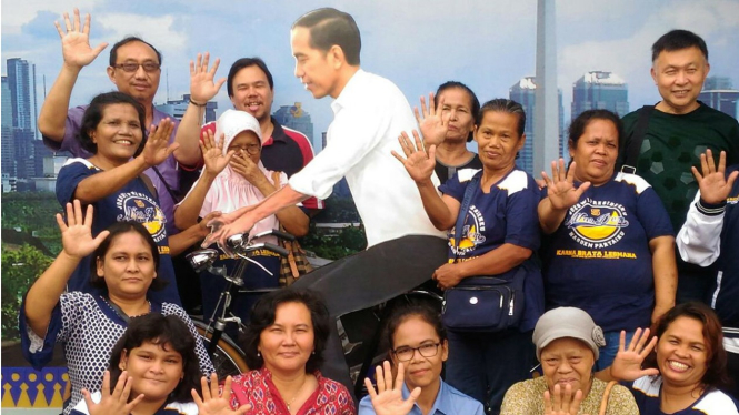 Gaya kampanye dengan bikin spot swafoto Jokowi