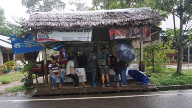 Warung pempek Mak Anes di Belitung