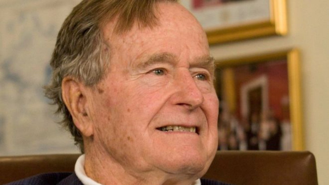 Mantan presiden Amerika Serikat George HW Bush alias George Bush Senior.