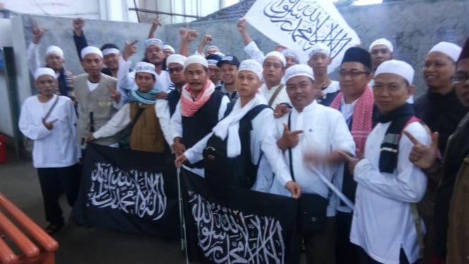 Massa Reuni Aksi Damai 212 dari Depok