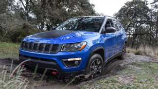 Sudah Ada di Indonesia, Harga Jeep Ini Sepertiga Rubicon