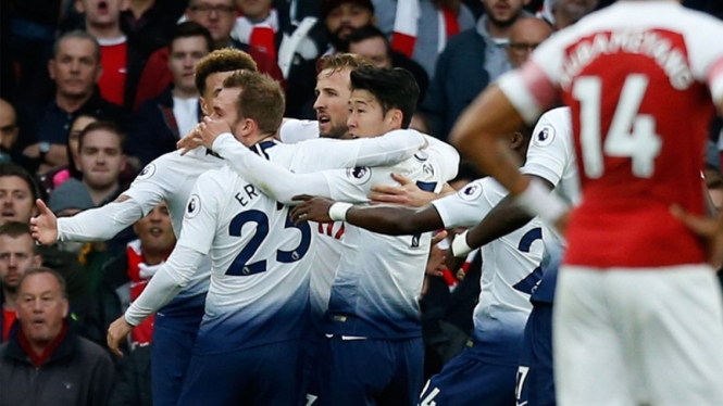 Pemain Tottenham Hotspur merayakan gol.
