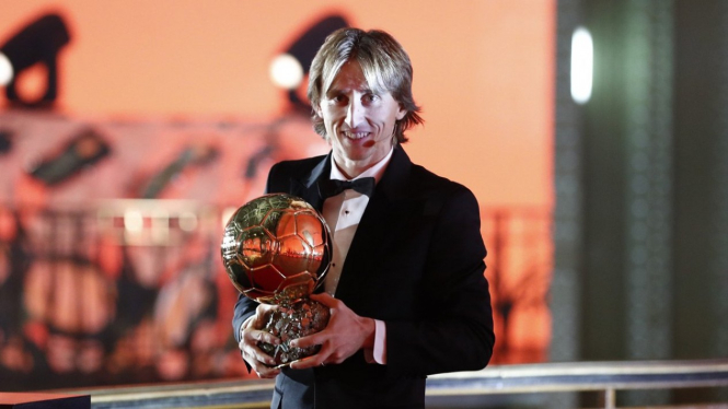 Gelandang Real Madrid, Luka Modric, meraih Ballon d'Or