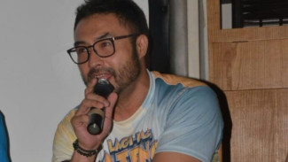 Surya Saputra Akui Augie Fantinus Profesional dan Baik Banget