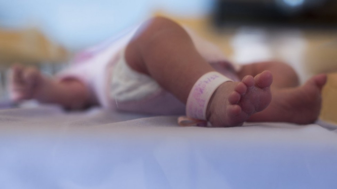 Seorang bayi yang baru lahir-AFP/Getty Images