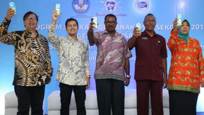 Kebutuhan susu penting bagi anak-anak di Sorong