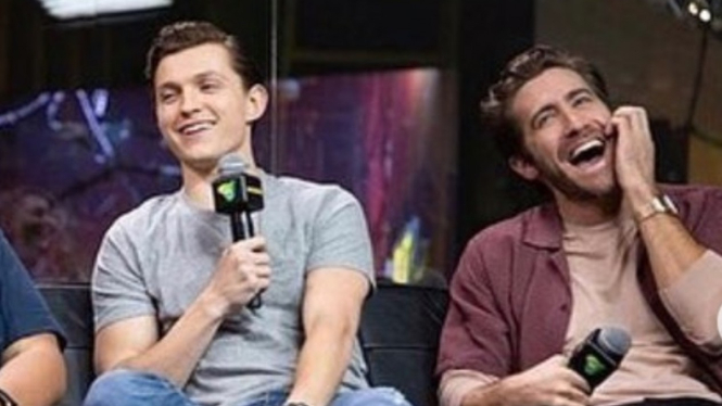 Tom Holland dan Jake Gyllenhaal