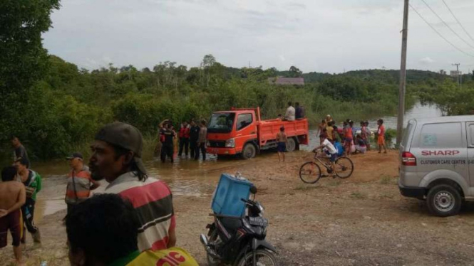 Lokasi terceburnya mobil Camat di Jambi.