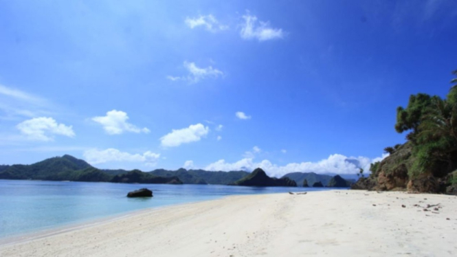 Pulau Mahoro di Sulawesi Utara