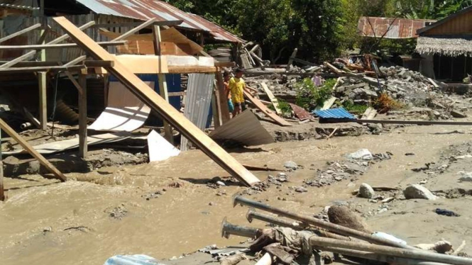 Banjir di Dusun 3, Desa Saluwa, Kecamatan Kulawi, Kabupaten Sigi, Sulteng