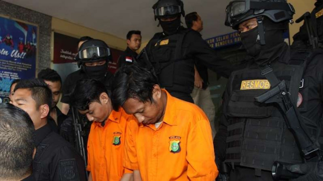 Dua tersangka kasus pengeroyokan anggota TNI 