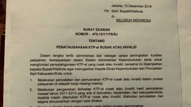 Surat edaran Kemendagri untuk membakar e-KTP kadaluwarsa.