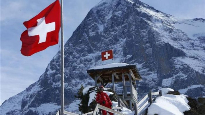 Perbankan Swiss selama ini dikenal sebagai surga bagi nasabah yang ingin menyembunyikan duitnya.
