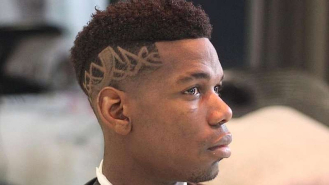 Gaya potongan rambut Paul Pogba jelang lawan Liverpool, Minggu 16 Deseber 2018