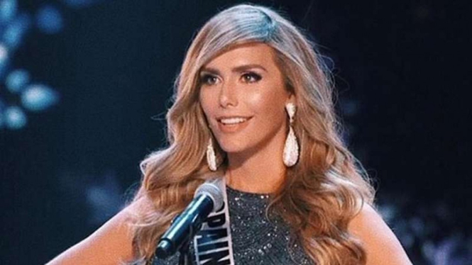 Angela Ponce