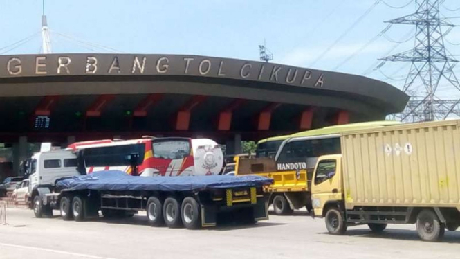 Gerbang tol Cikupa, Tol Tangerang-Merak