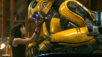 Bumblebee, Misi Penyelamatan Bumi dengan Cerita Menghibur