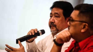  Bertentangan dengan Konstitusi