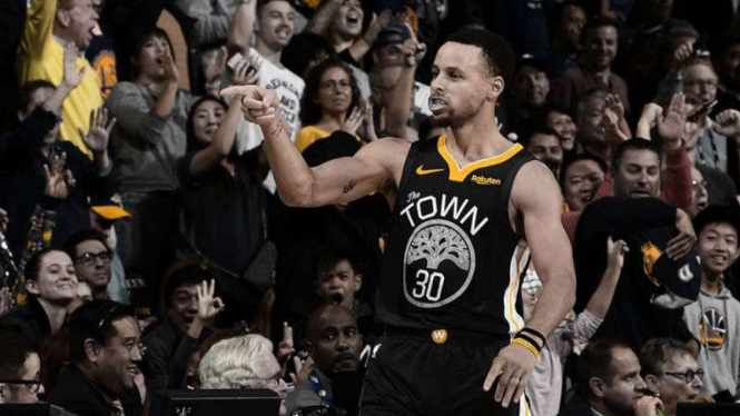 Pemain Golden State Warriors, Stephen Curry.
