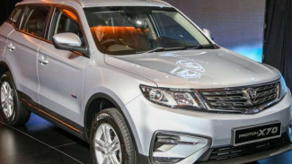 Malaysia Impor Mobil Nasional dari China