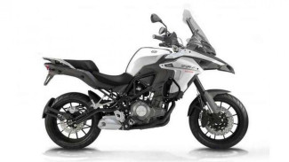 Harga Miring Pesaing Kawasaki Versys dari Benelli