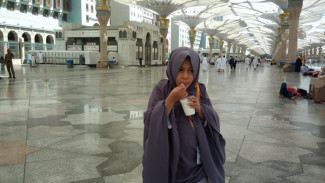 Ingin Pergi Umrah Ala Backpacker? Siapa Takut