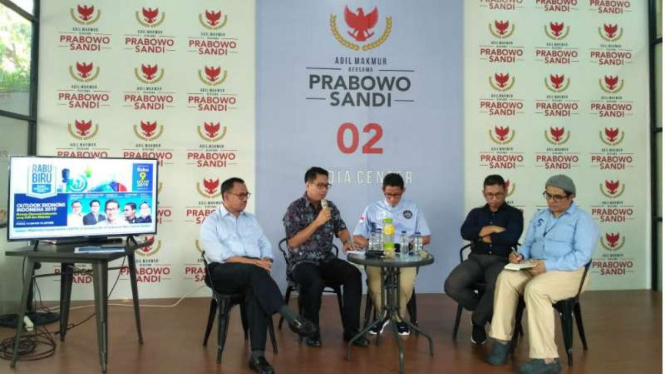 Diskusi 'Menuju Ekonomi Indonesia yang Adil dan Makmur' di posko Prabowo-Sandi
