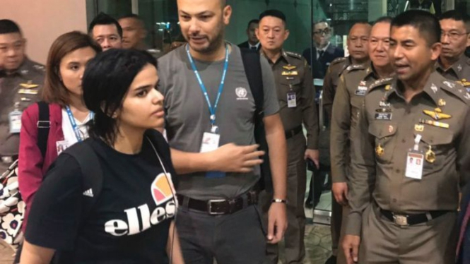 Rahaf Alqunun ditempatkan dibawah perlindungan PBB di Bangkok.