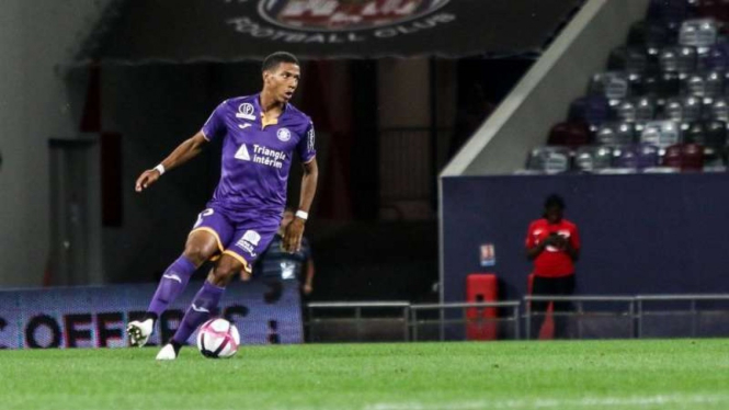 Jean-Clair Todibo saat masih membela Toulouse