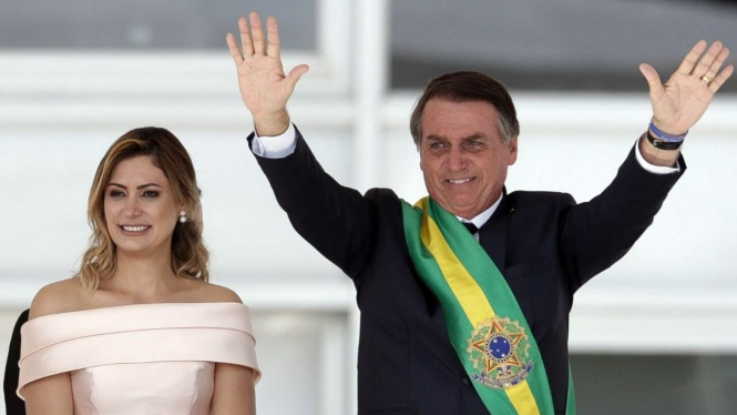 Presiden Brasil, Jair M Bolsonaro (kanan)