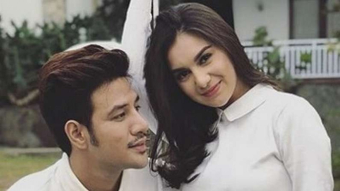 Ammar Zoni dan Irish Bella