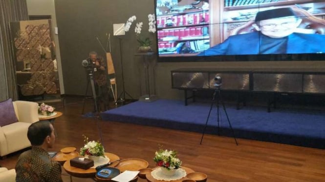 Video conference Jokowi dengan Habibie.