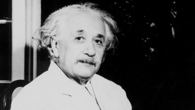 Seorang ilmuwan India mengatakan teori Albert Einstein salah, dan gelombang gravitasi harus diubah namanya menjadi "Gelombang Narendra Modi."-Getty Images
