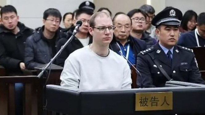 Robert Lloyd Schellenberg mengatakan kepada pengadilan di Cina: "Saya bukan penyelundup narkotika".-AFP/Getty Images