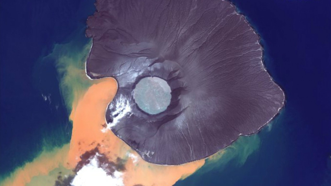 Citra satelit Gunung Anak Krakatau