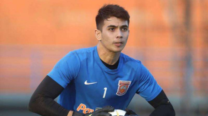 Duh Gantengnya Kiper Timnas U 22 Bikin Cewek Cewek Baper